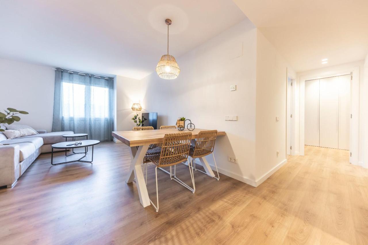 Bravissimo Afra, 2-Bedroom Apartment Girona Exterior foto